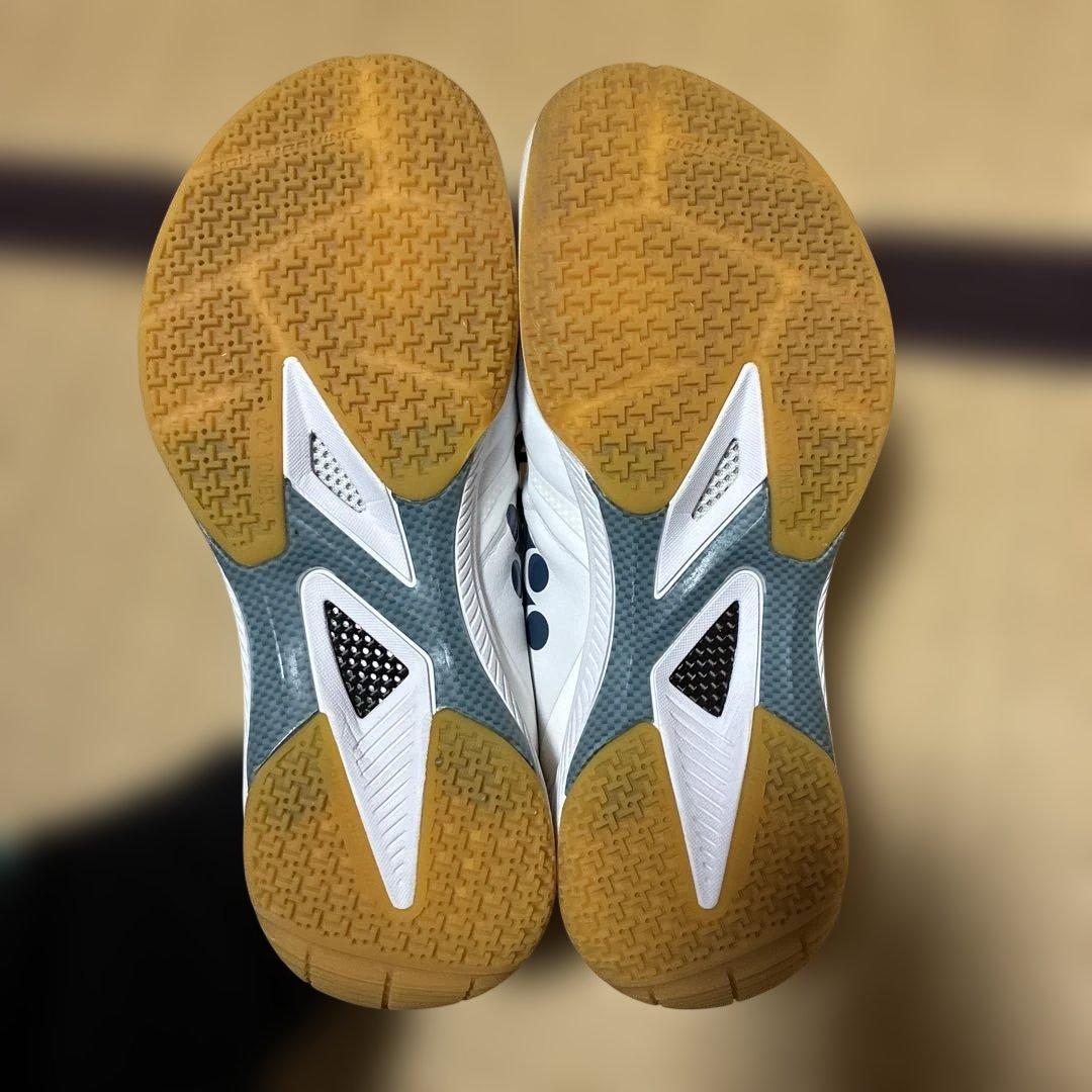 ヨネックス バドミントンシューズ パワークッション65z4メン