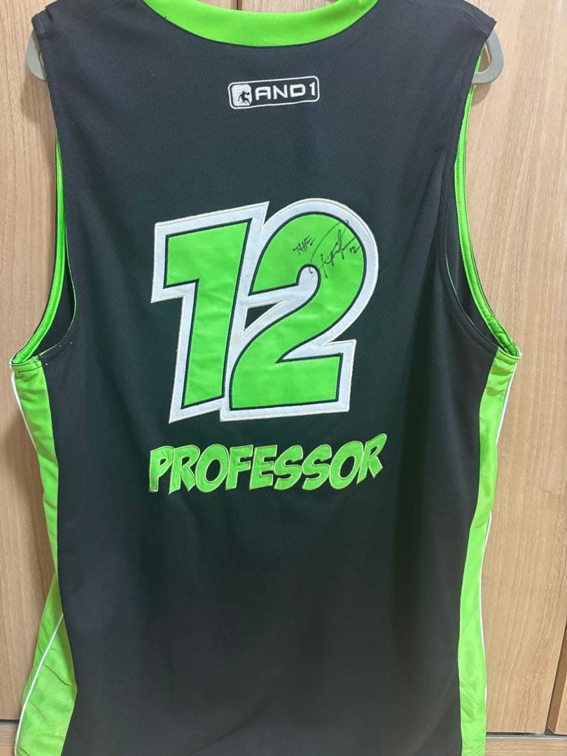 レア　プロフェッサー直筆サインAND1 MixTapeTour 公式ユニフォーム