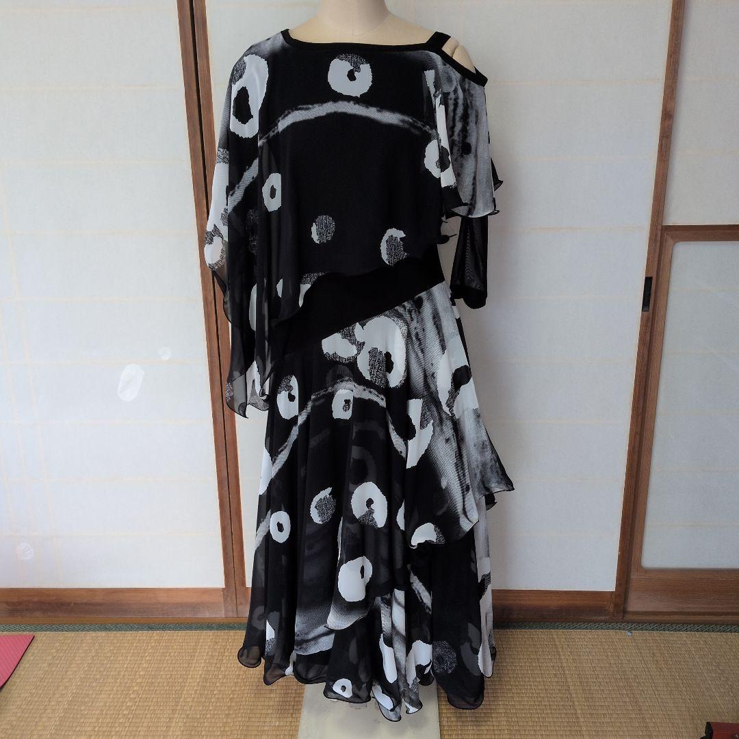 杏値下げ社交ダンス、フリル付き黒白ドットロングワンピースM〜 L