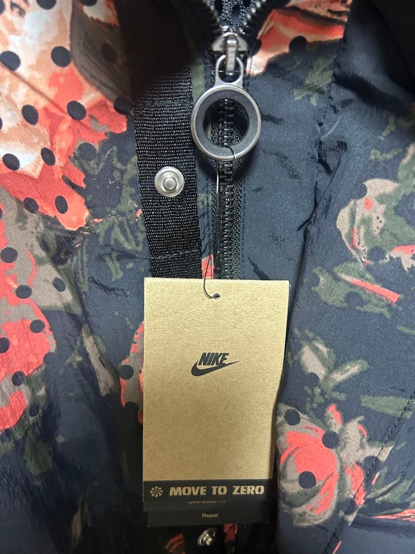 【新品タグ付】ナイキ テック メンズ ウーブン ジャケット　花柄　バラ　Lサイズ