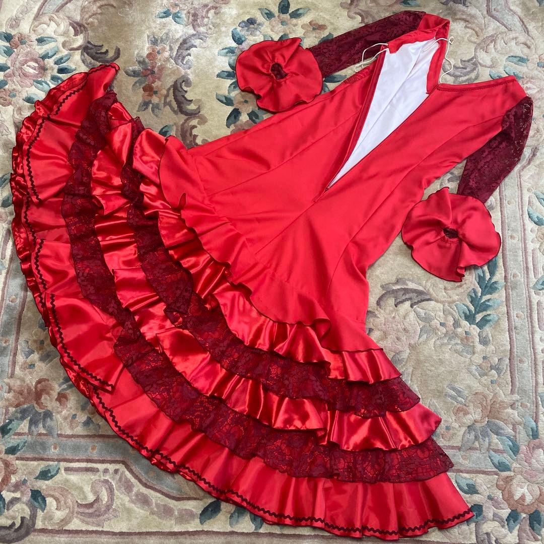 フラメンコ衣装　ハンドメイド　赤のワンピース＆ピキージョ
