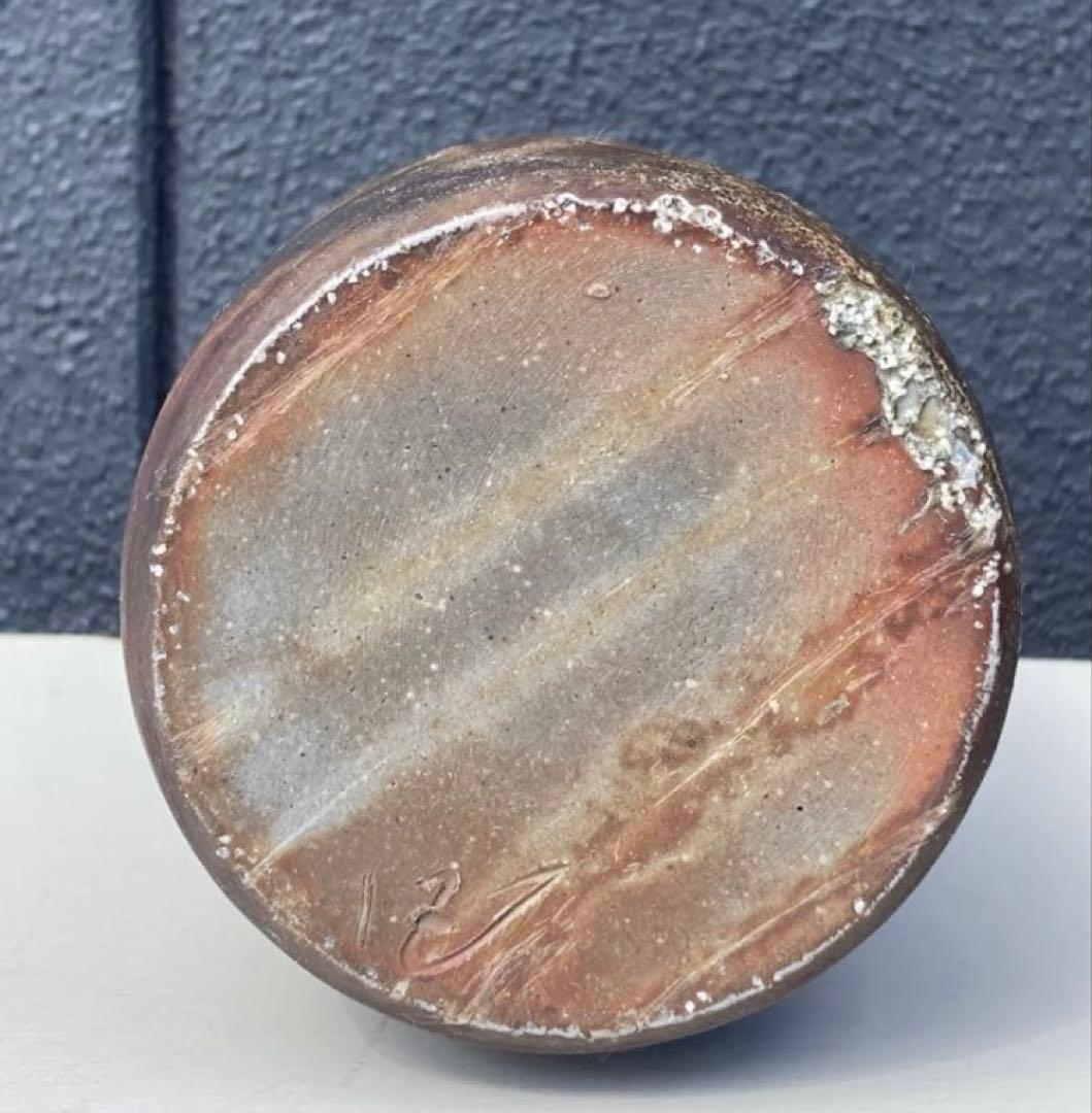 遠鉄百貨店ギャラリー購入】備前焼 筒花入 銘あり｜高さ19cm｜焼締花器｜モダン