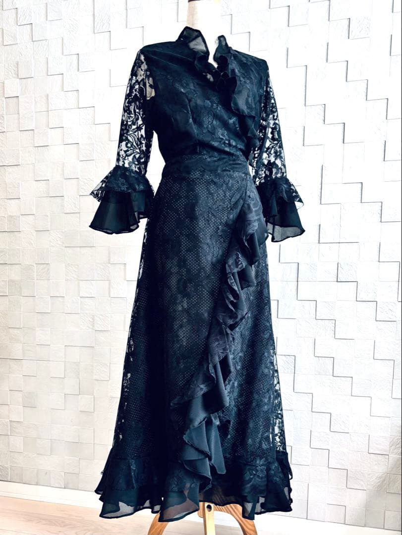 【新作ハンドメイド】フラメンコ衣装 ガウンワンピース 黒レース 【超軽量】