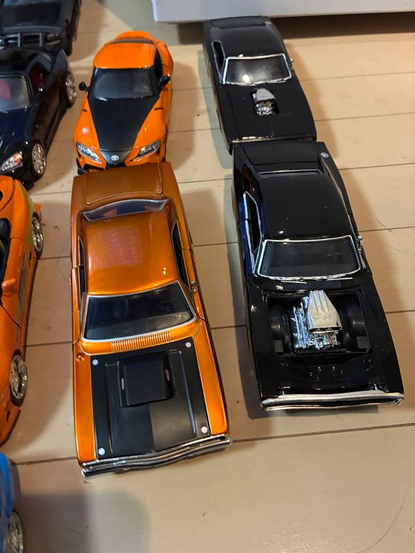 スポーツカー風ミニカーセット 約32台