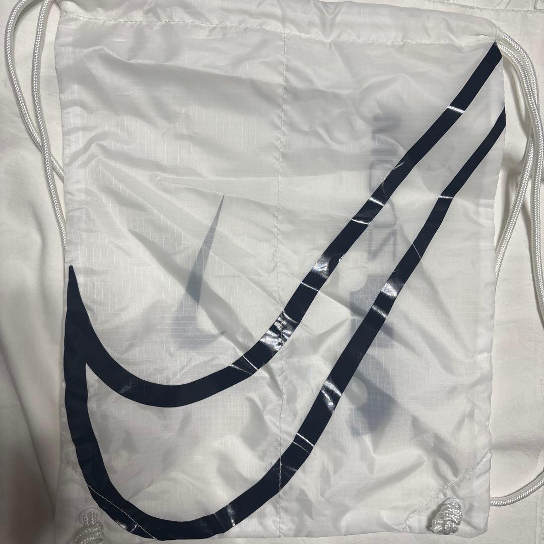 Nike マックスフライ