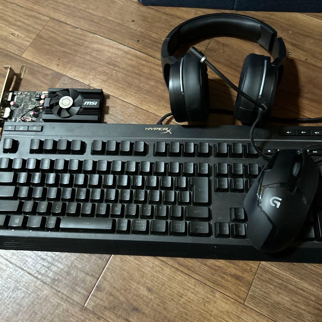 GT1030.g-403.ゲーミングヘッドホン.ゲーミングキーボード