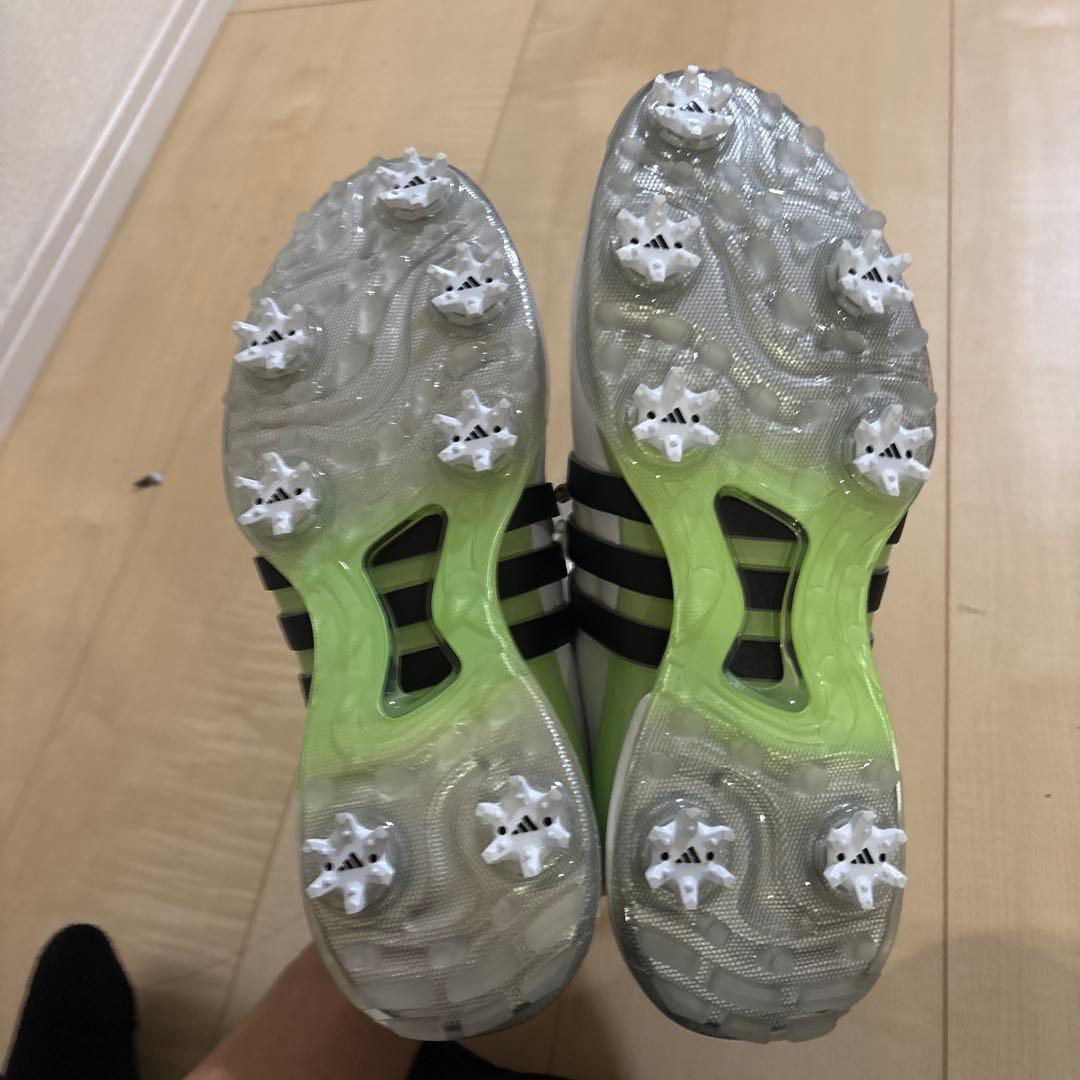 adidas TOUR360 ゴルフシューズ