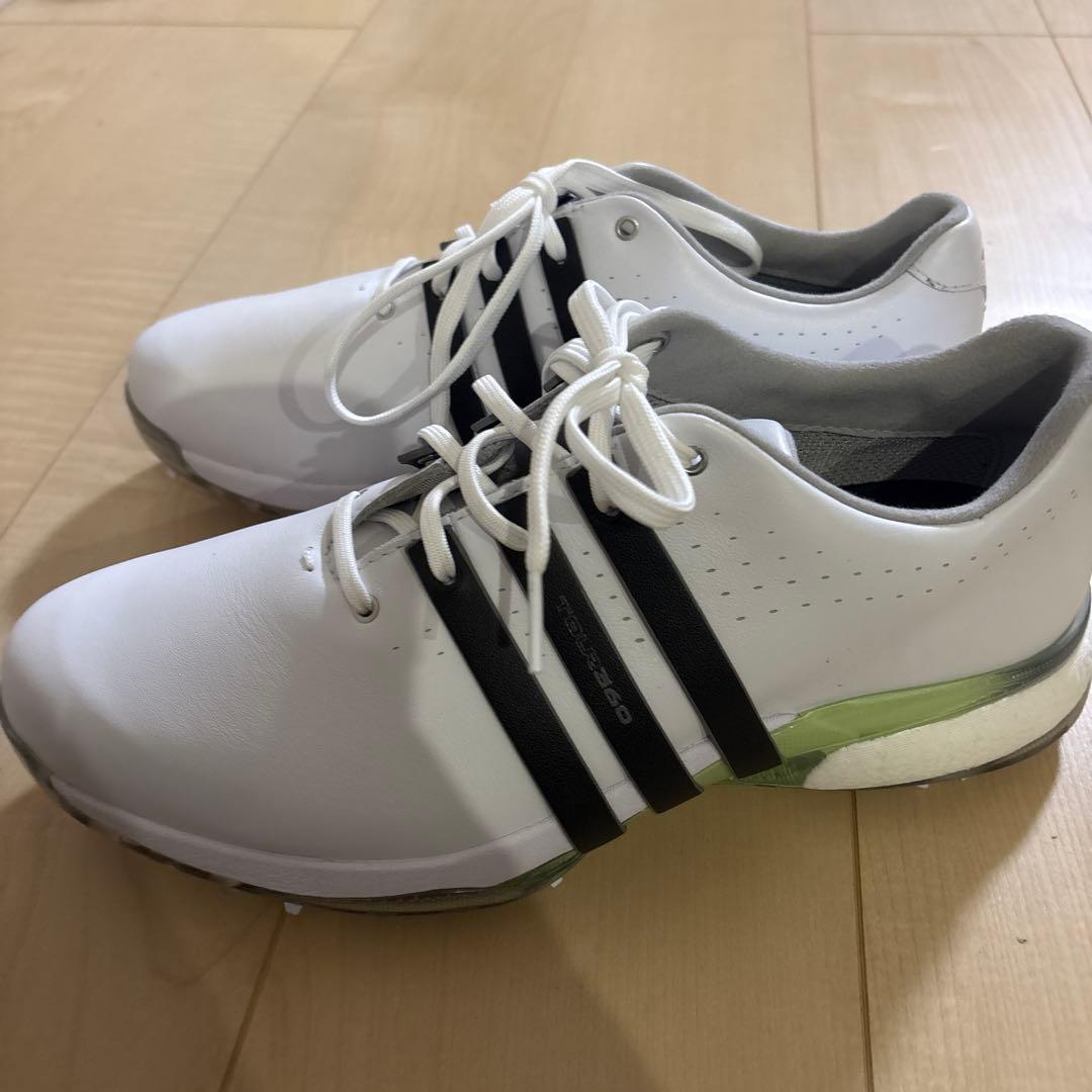 adidas TOUR360 ゴルフシューズ