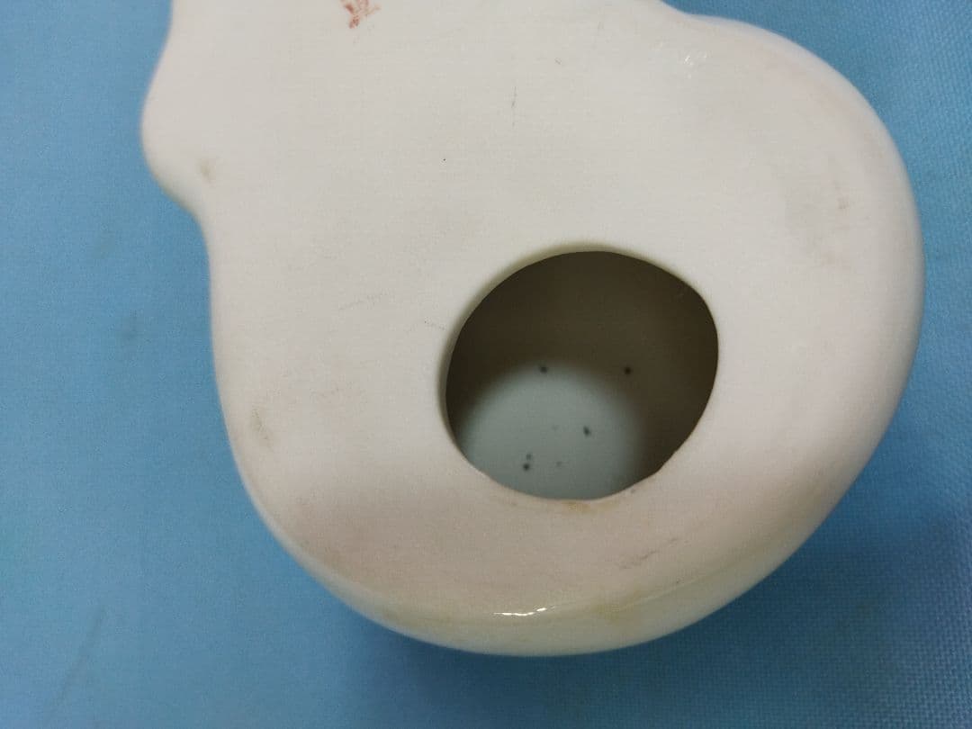 伊万里　眠り猫　置物　インテリア　工芸品 陶器　レトロ