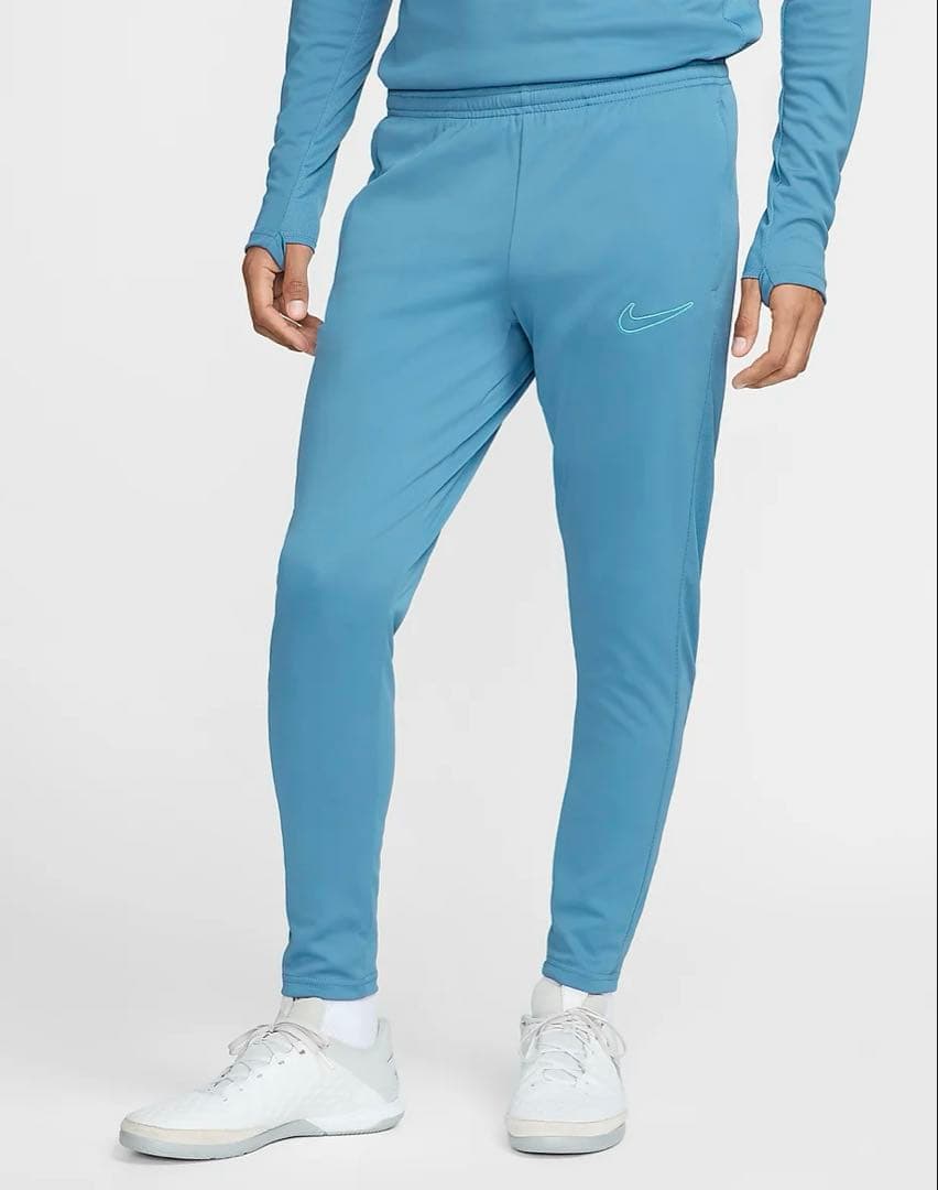 新品　ナイキ Dri-FIT アカデミー　上下セットアップ　M