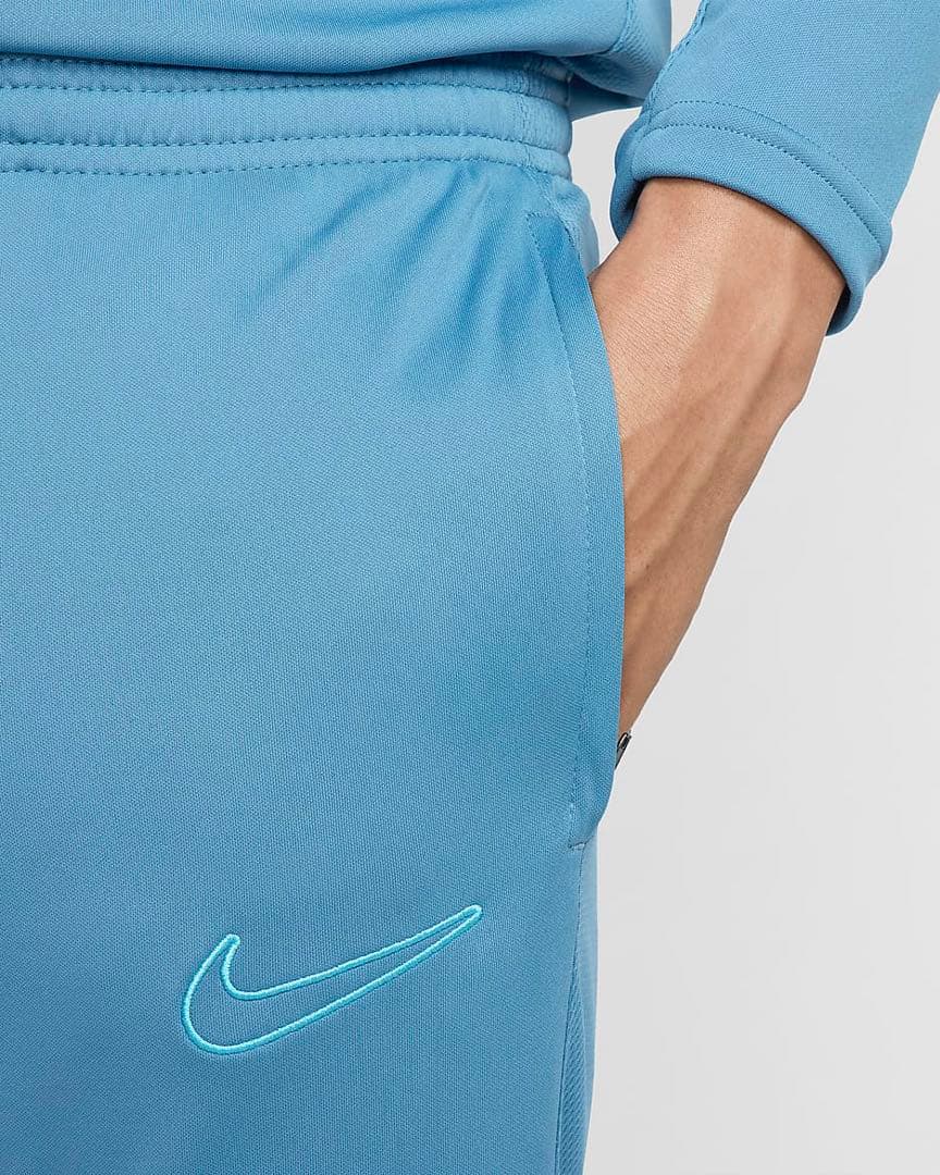 新品　ナイキ Dri-FIT アカデミー　上下セットアップ　M