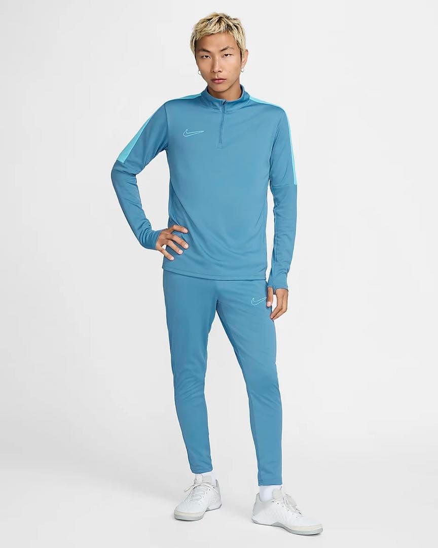 新品　ナイキ Dri-FIT アカデミー　上下セットアップ　M