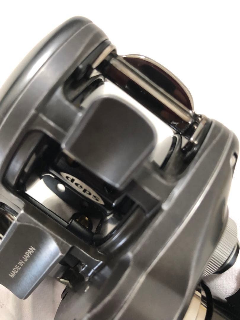希少・限定deps daiwa ZDV100H