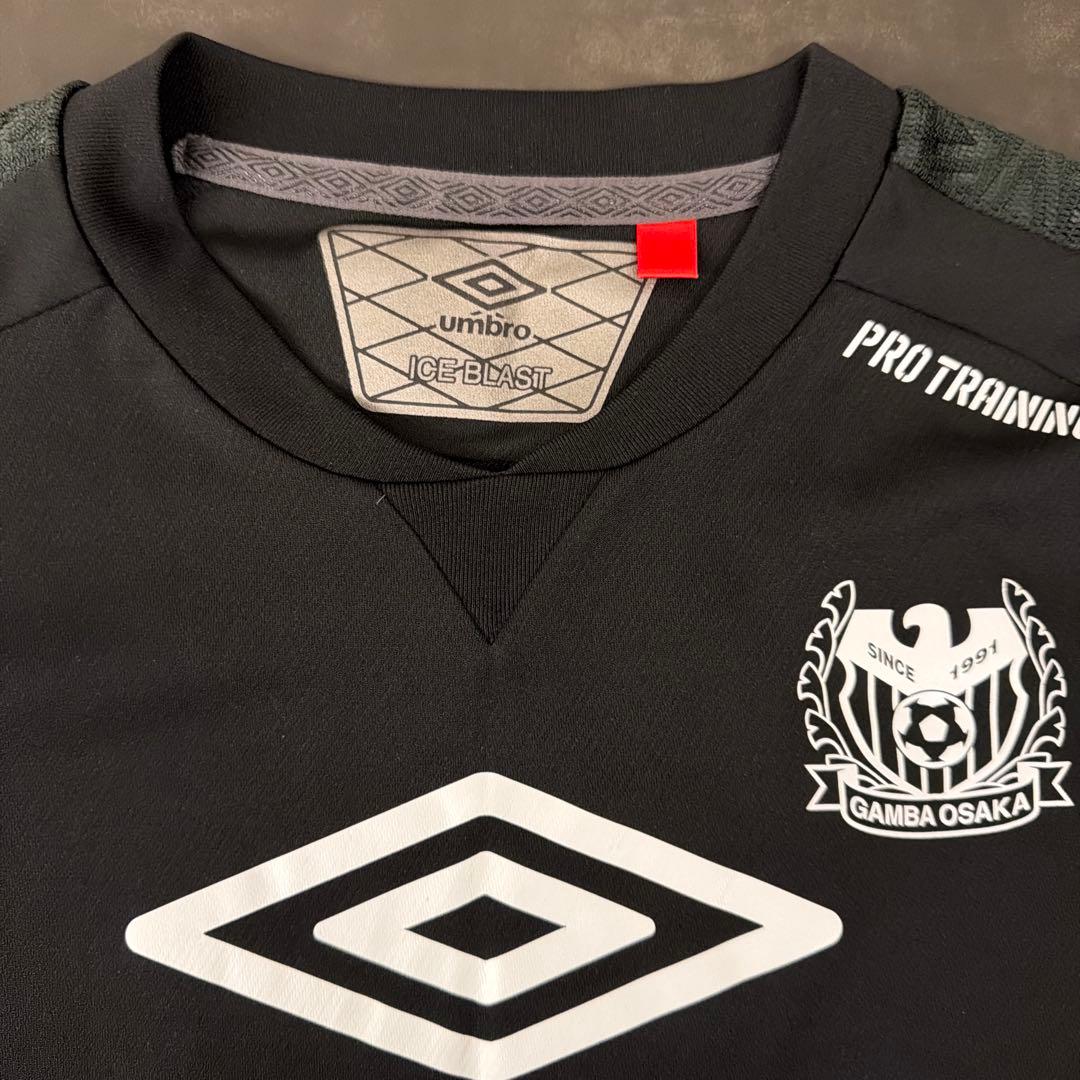 ガンバ大阪　トレーニングトップ支給品　ブラック