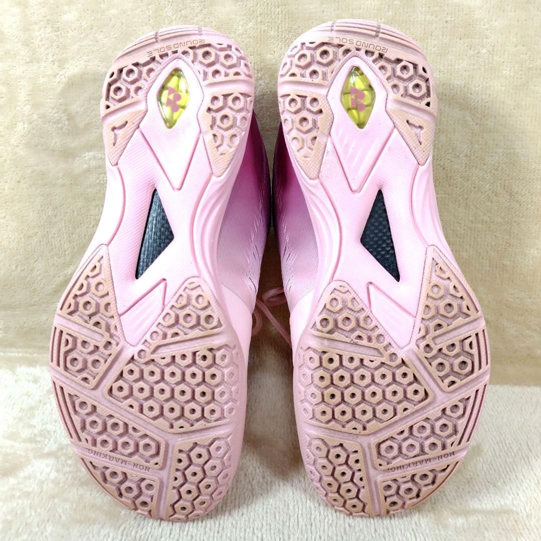 訳あり ヨネックス パワークッション AERUS エララス バドミントンシューズ