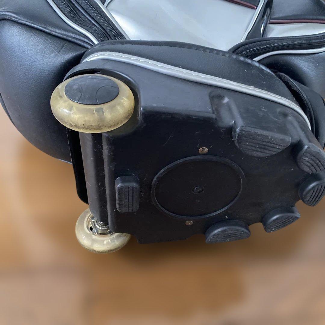 Munsingwear キャディバッグ ブラック/ホワイト キャスター付き