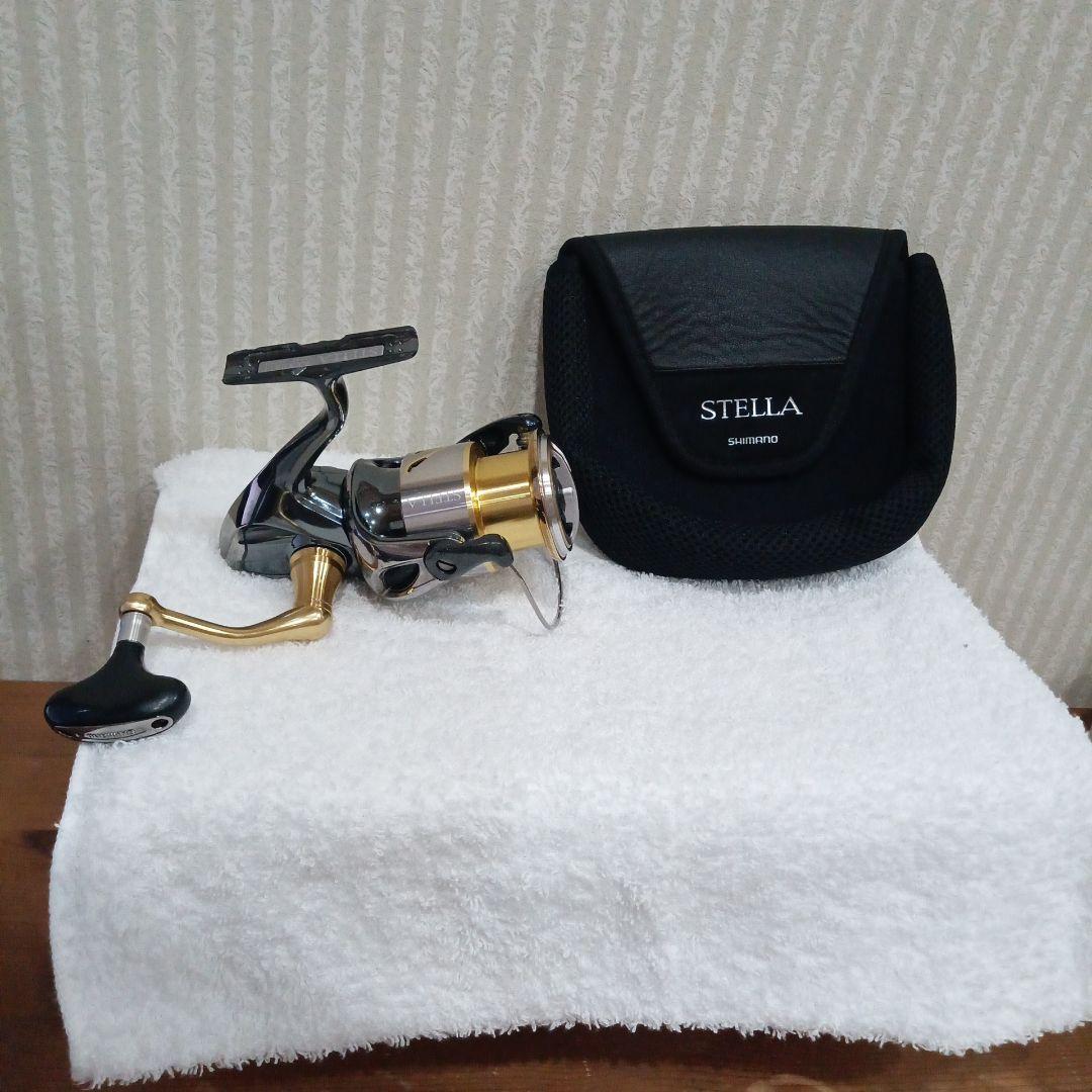 SHIMANO14ステラ ☆ 3000HG　専用ケース付