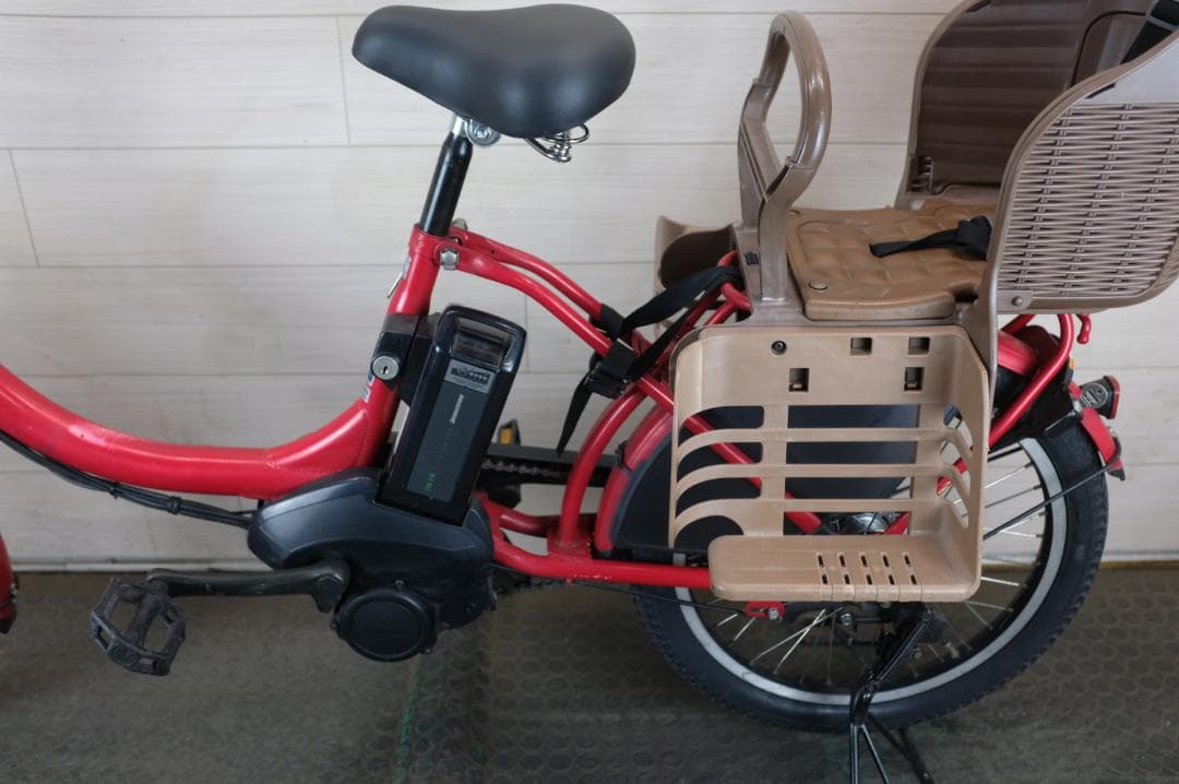 ヤマハ　PAS Babby　20インチ　3段　8.7Ah(4点灯）充電器あり