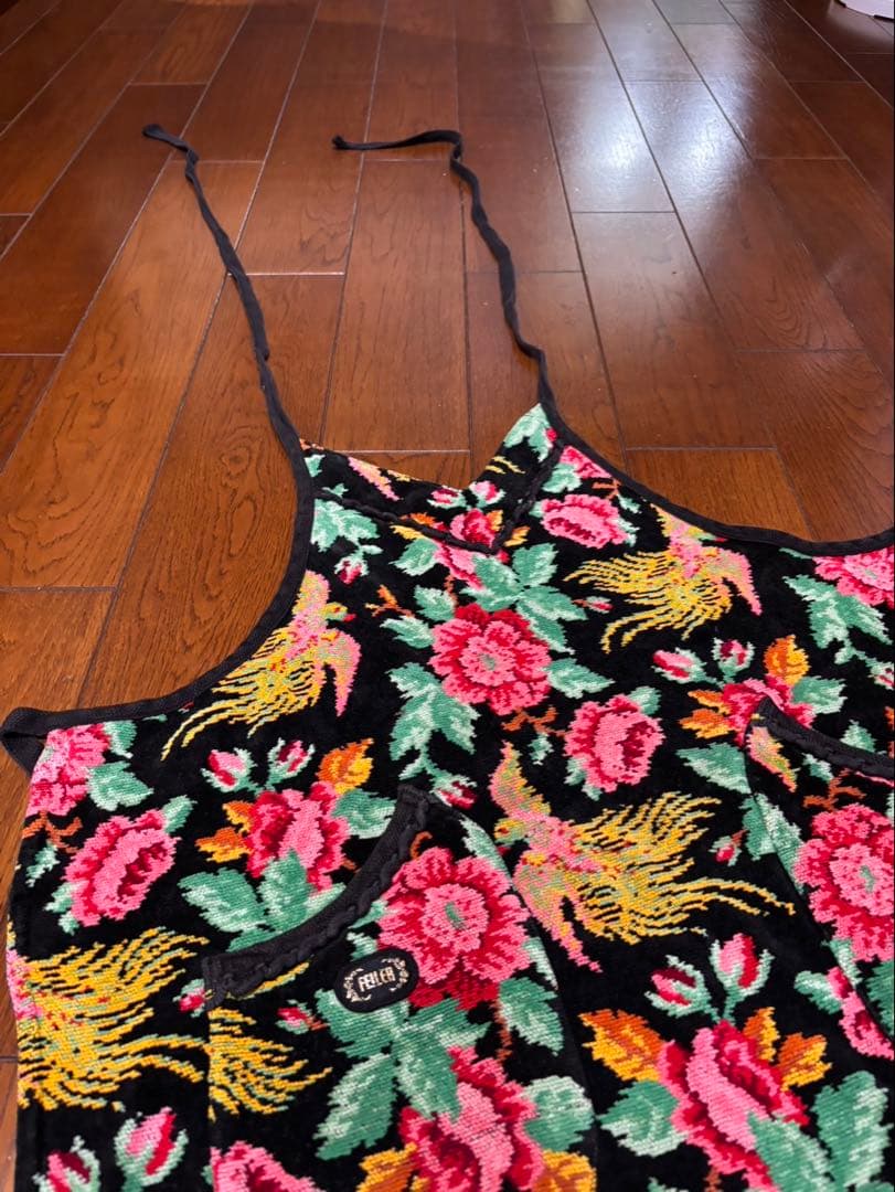 フェイラー花柄エプロン２枚セット（訳あり）