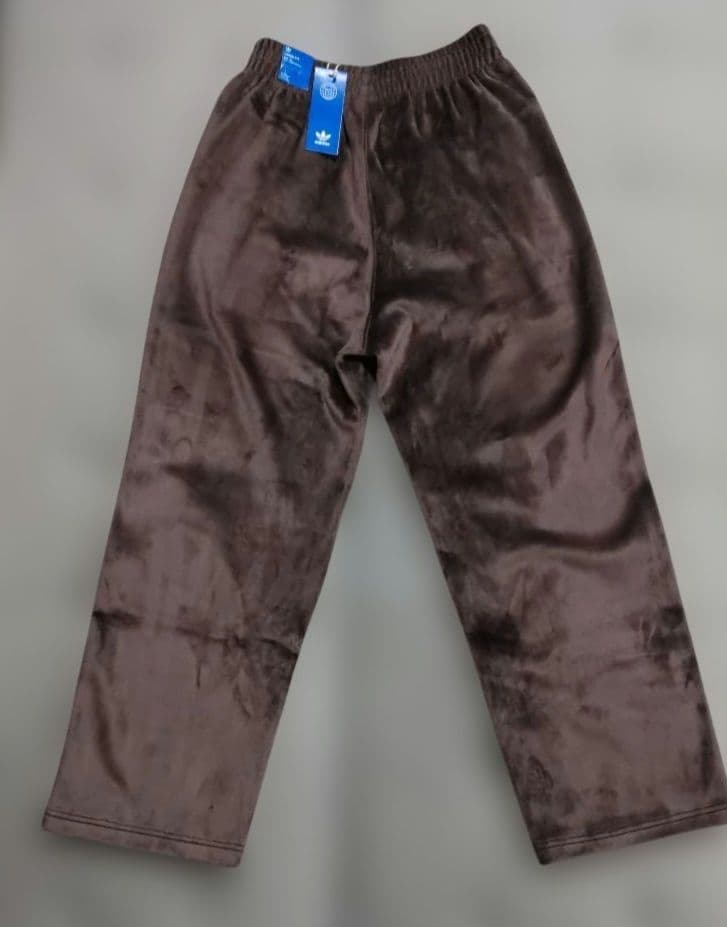 adidas originalsアディダスオリジナルス　ベロワ素材パンツ新品S