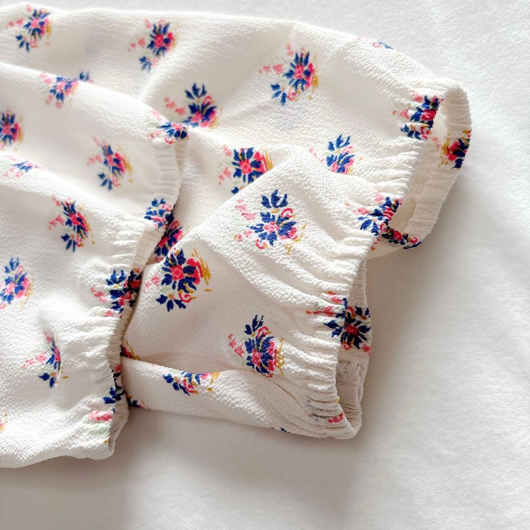 極美品☆バウムウンドヘルガーデン　フラワーパターンワンピース　フリルカラー　花柄