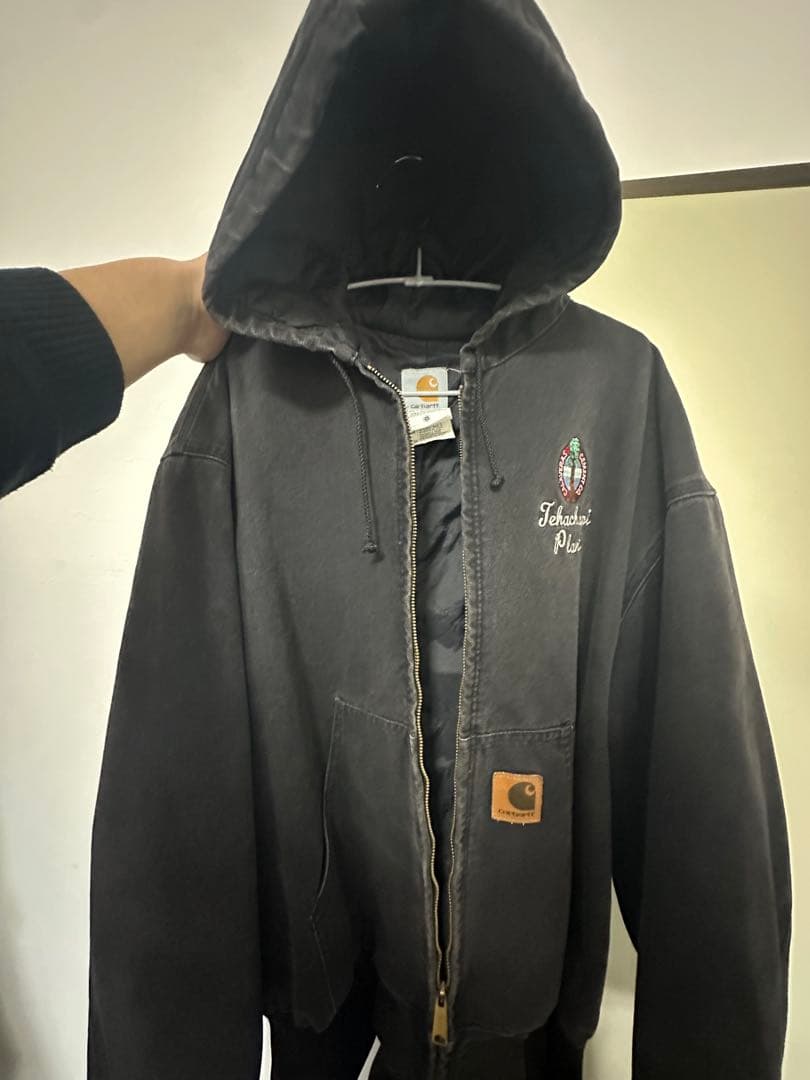 即決で値下げありCarhartt アクティブジャケット