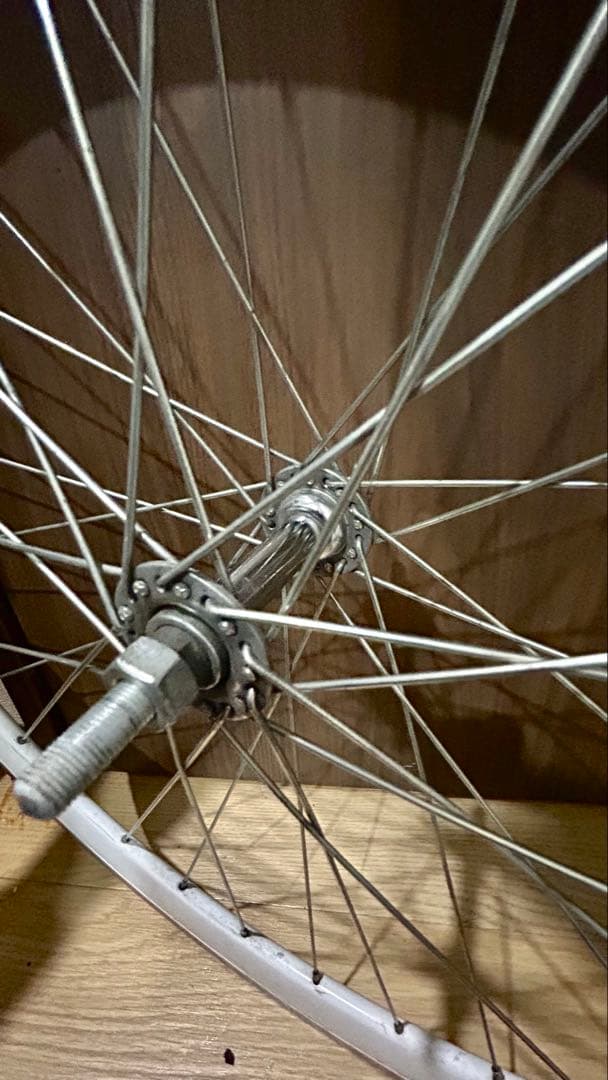 【ピスト/シングル用ホイール】カッコいいホワイトリム★重量1.35k g