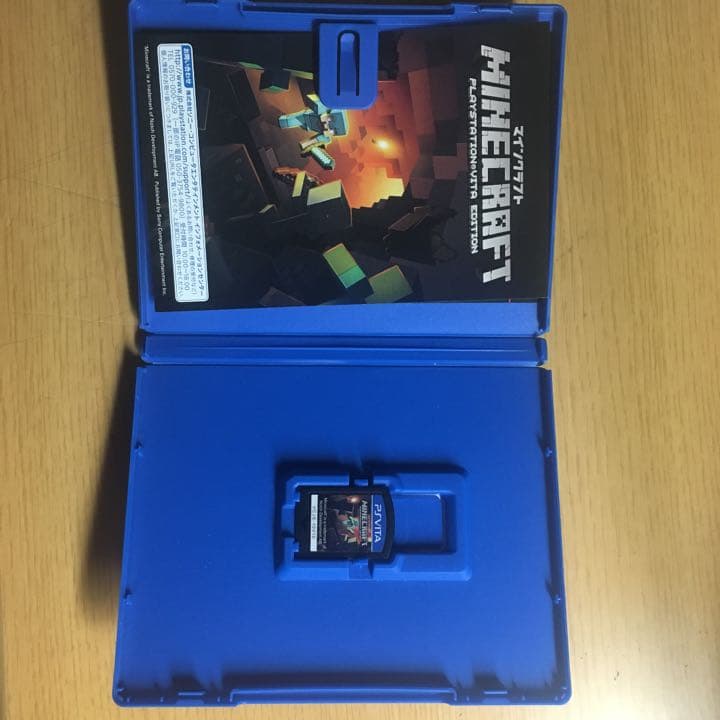 PlayStation®Vita（PCH-2000シリーズ） Wi-Fiモデル…