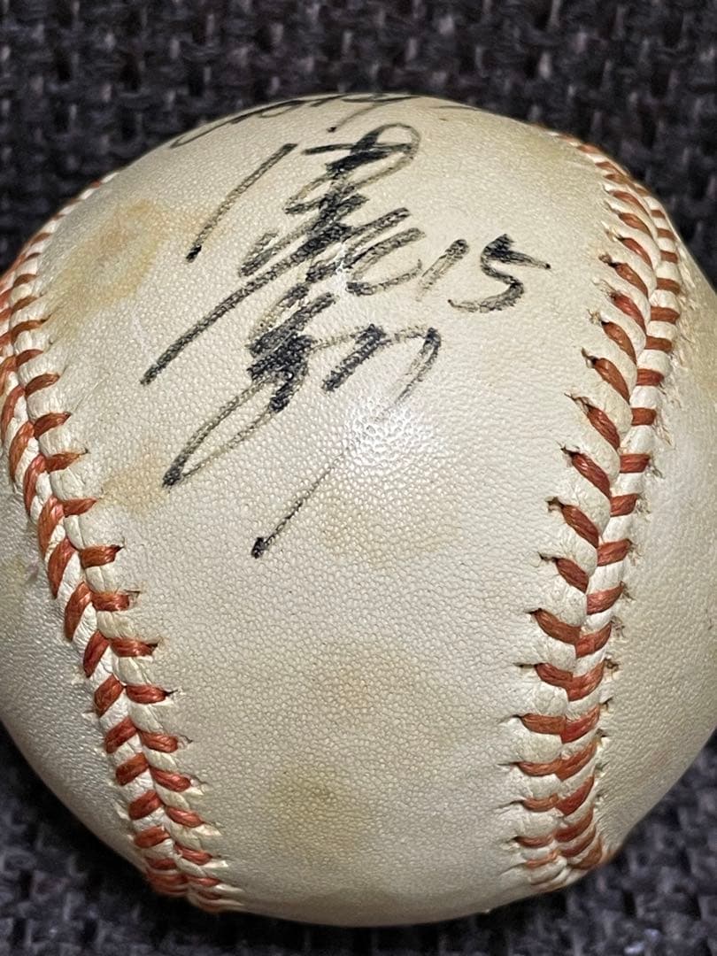 津田恒美 15番 直筆サインボール ◆ 協和醗酵・広島東洋カープ 津田恒実