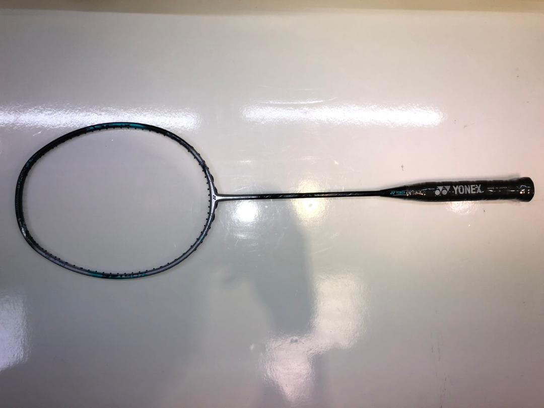 ヨネックス バドミントンラケット アストロクス 88S プロ 4U6