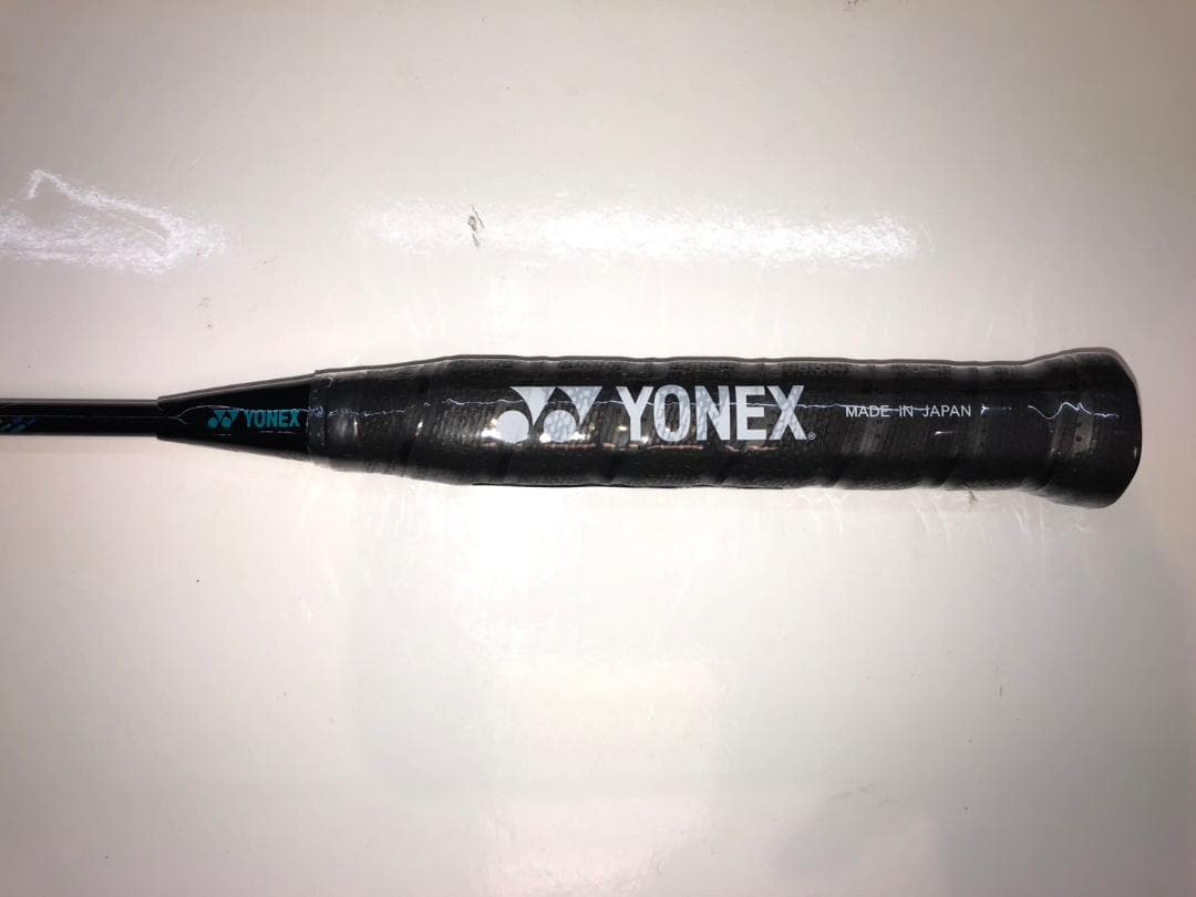 ヨネックス バドミントンラケット アストロクス 88S プロ 4U6