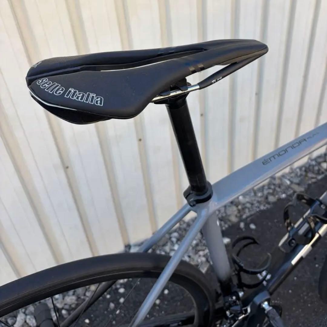 自転車本体 TREK Emonda AlR5 disk