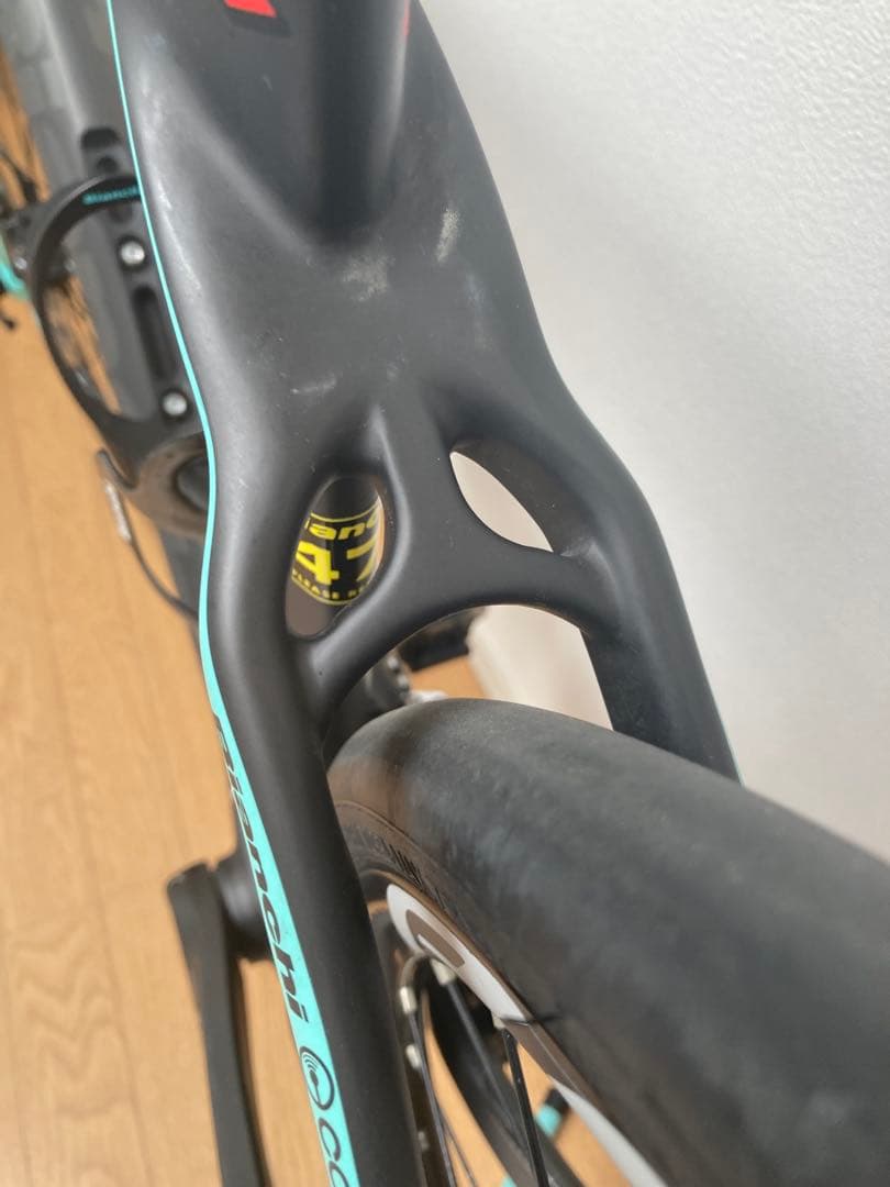 Bianchi Oltre XR3 Disc 希少47 サイズ　 落車なし