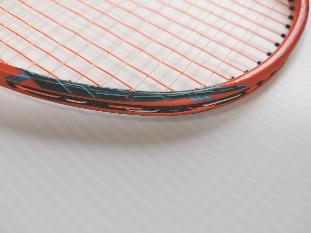 ボルトリック　zフォース2　bp　ヨネックスバドミントンラケット　限定色