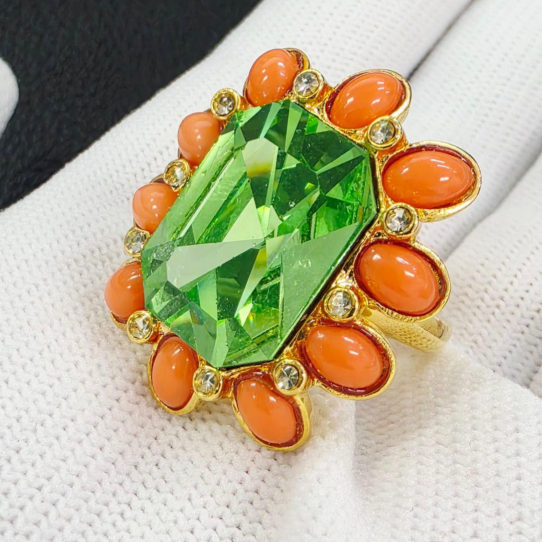 希少✨KJL ケネスジェイレーン リング 大粒緑 コーラル ヴィンテージ 12号