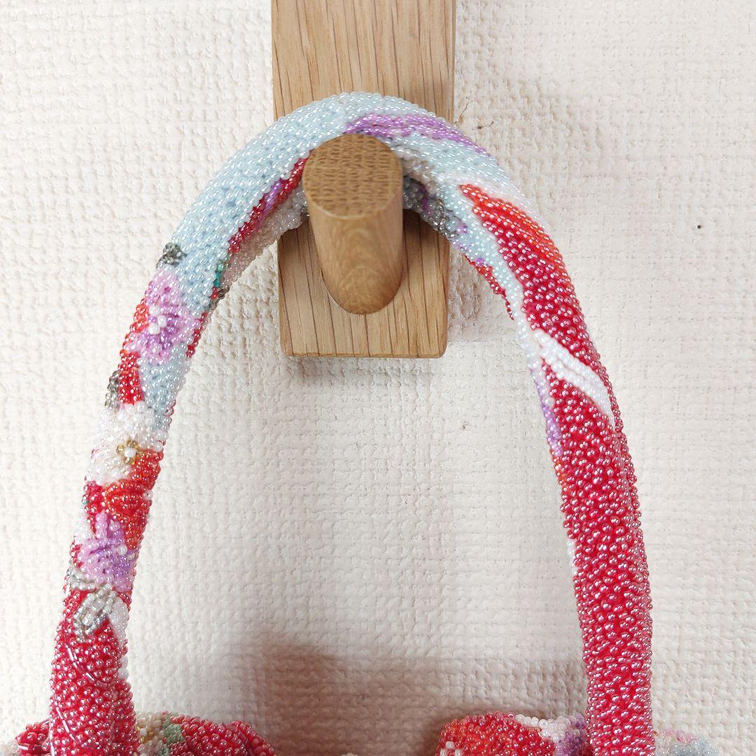 手刺本刺繍　和装　成人式　浴衣　ビーズ花柄バッグ　扇子