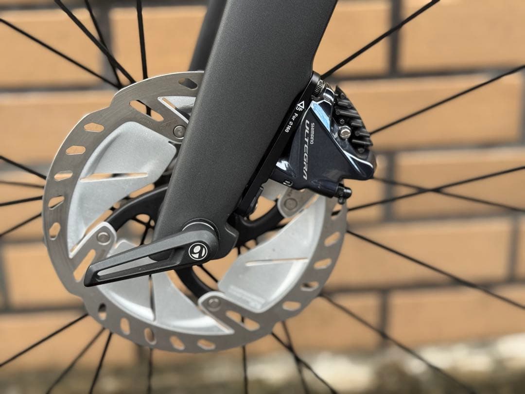 美品　TREKトレック MADONE マドン SL6 DISC Di2