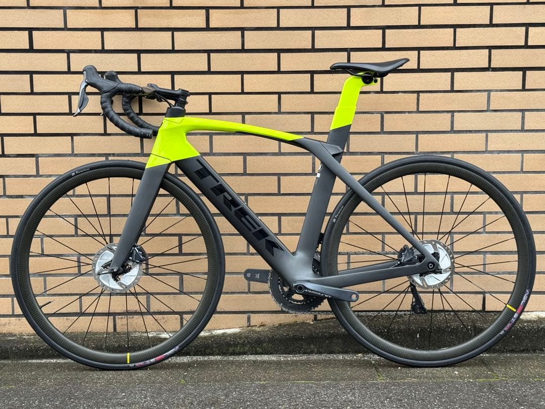 美品　TREKトレック MADONE マドン SL6 DISC Di2
