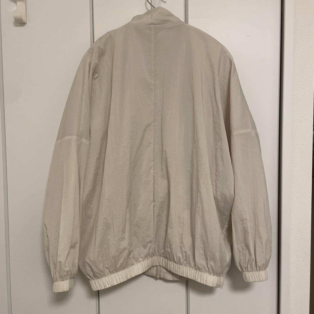 NIKE ナイキ ウィンドブレーカー　エッセンシャル ウーブン ジャケット