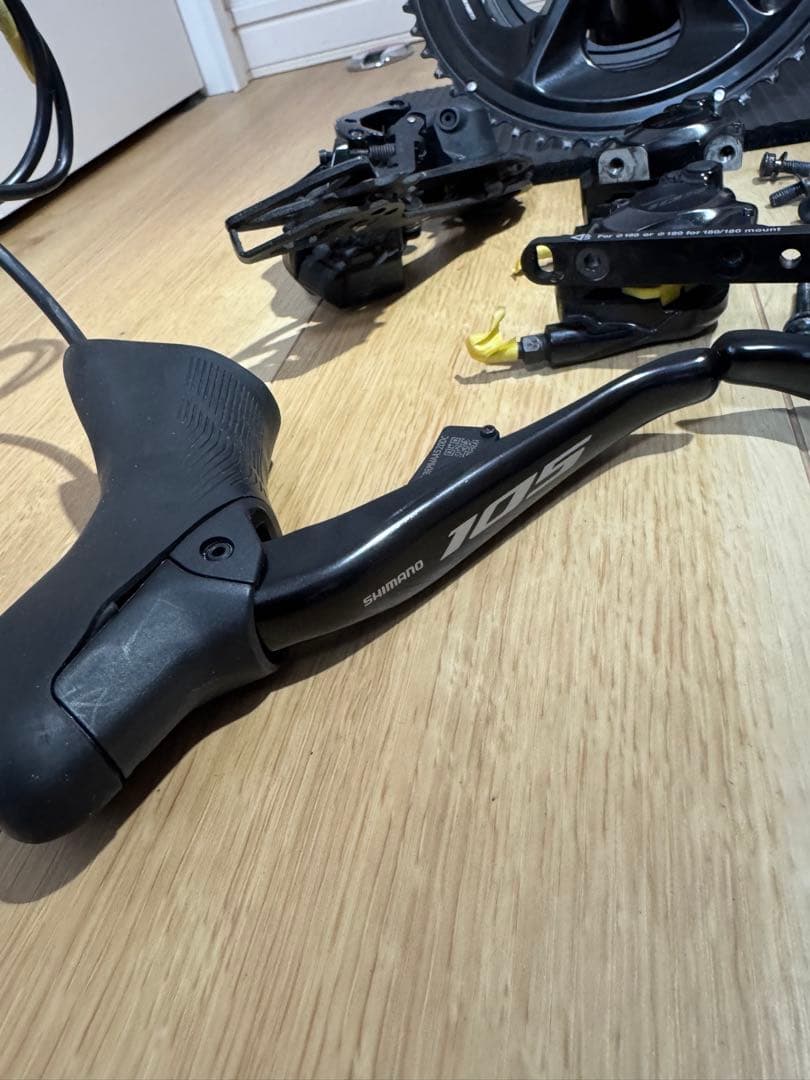 Shimano 105 Di2 コンポーネントセット
