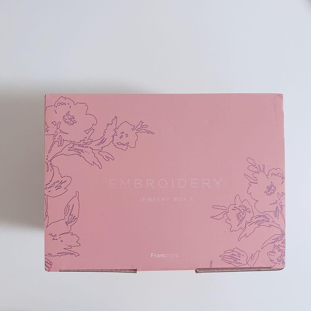 Francfranc 刺繍 ジュエリーBOX