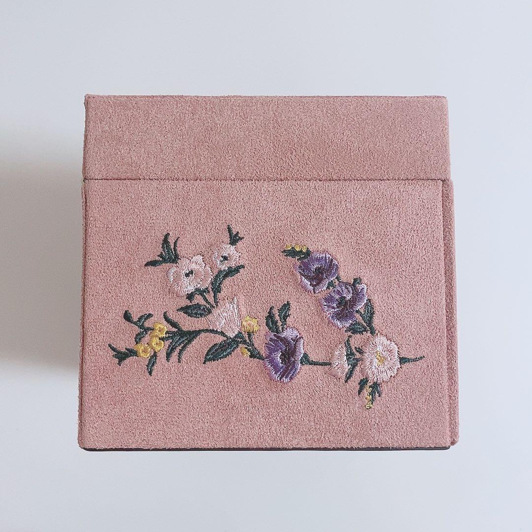 Francfranc 刺繍 ジュエリーBOX