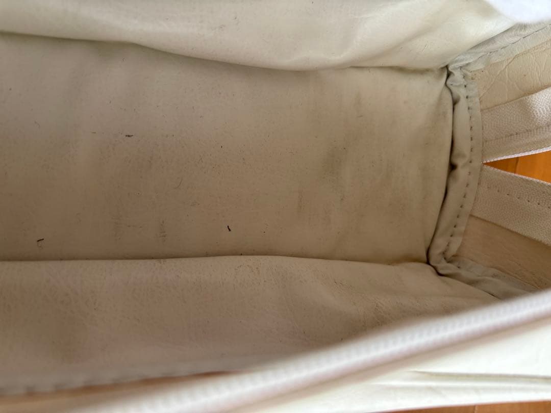 バトントワリング4本セットとバトンケース（ホワイト）