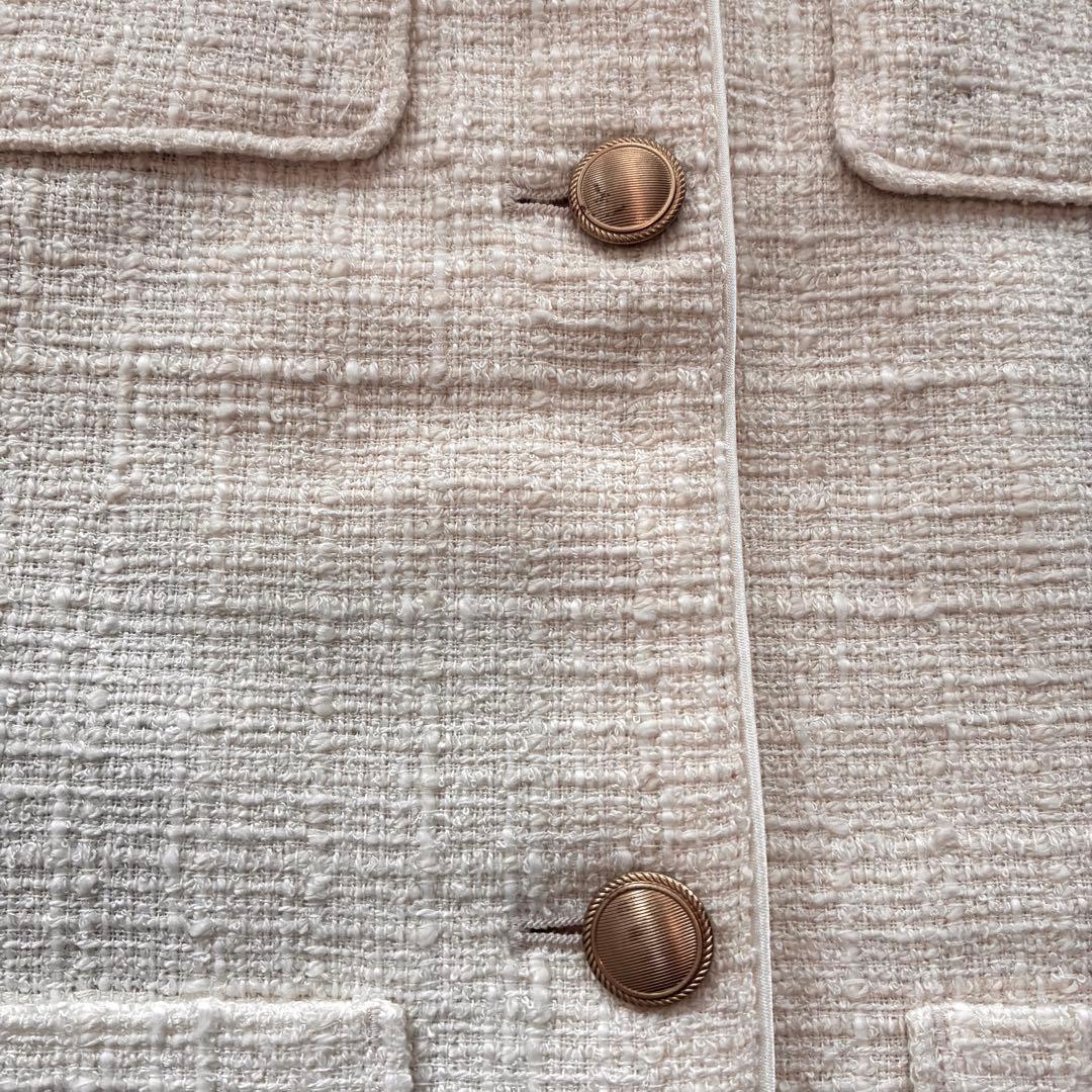 グリーンレーベルリラクシング ツイード フリンジ ベスト 麻混 金ボタン 白