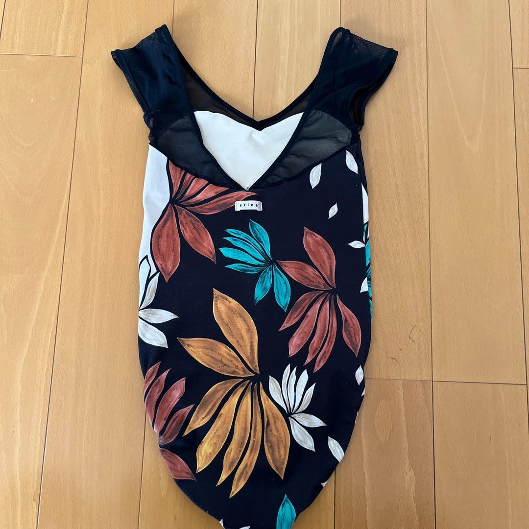 stinaスティナ　サイズJr.S 130-140 黒いレオタード