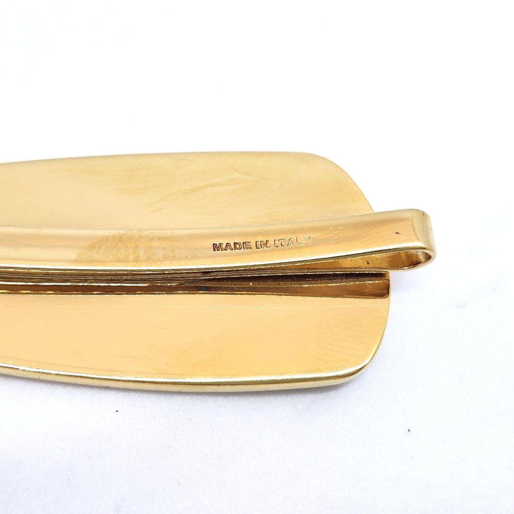 miu miu　ミュウミュウ　ゴールドカラー 　ヘアピン　エナメルメタル