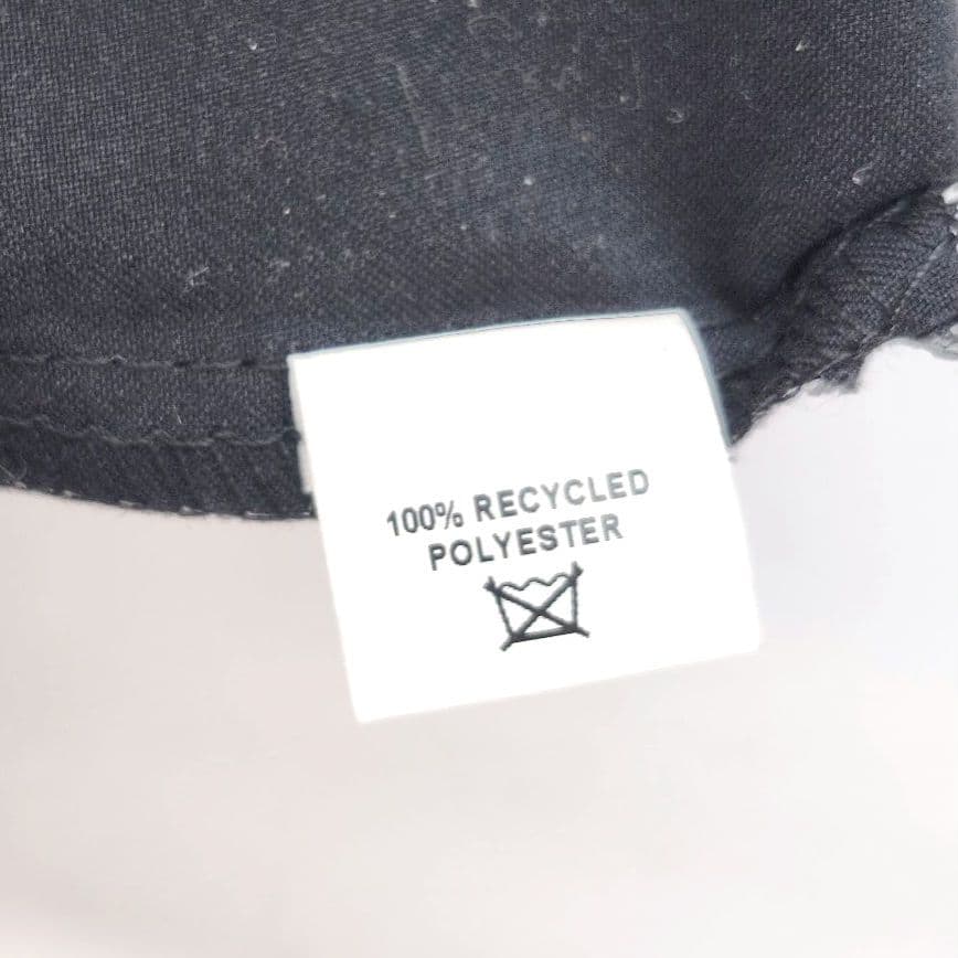 miu miu　ミュウミュウ　ゴールドカラー 　ヘアピン　エナメルメタル