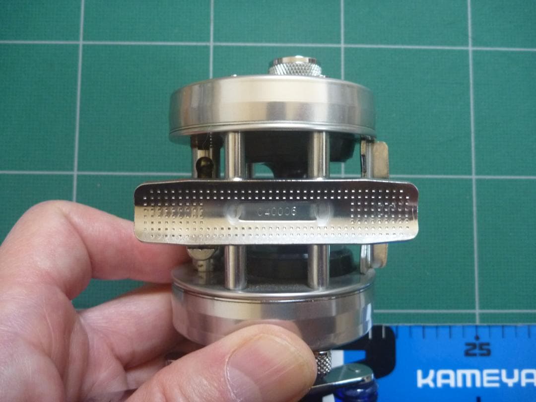 アブガルシア　アンバサダー2500CIAR　フットナンバー040006