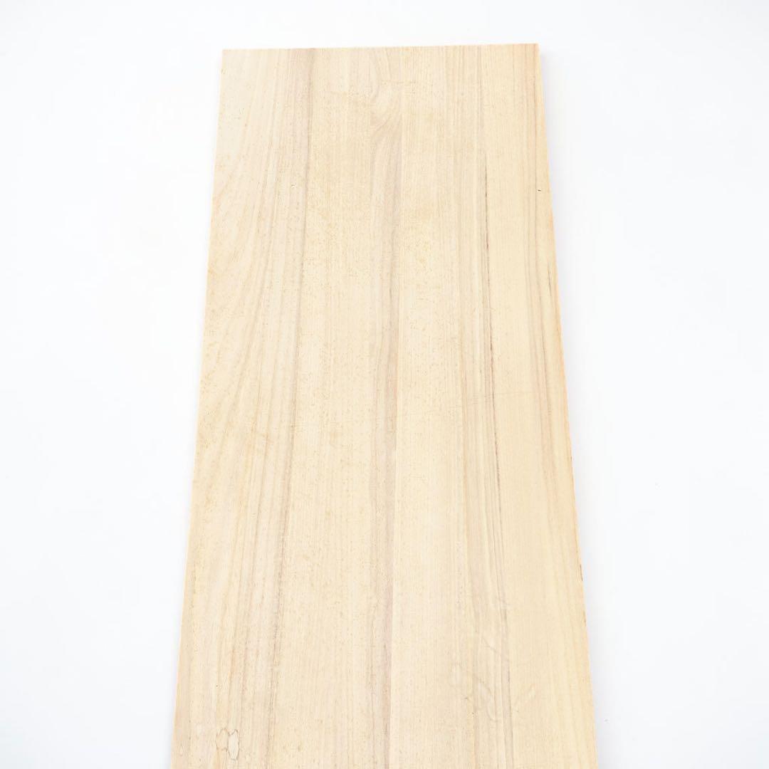 【美品】桐箪笥 3段 菊紋金具 和タンス 着物収納 ローチェスト