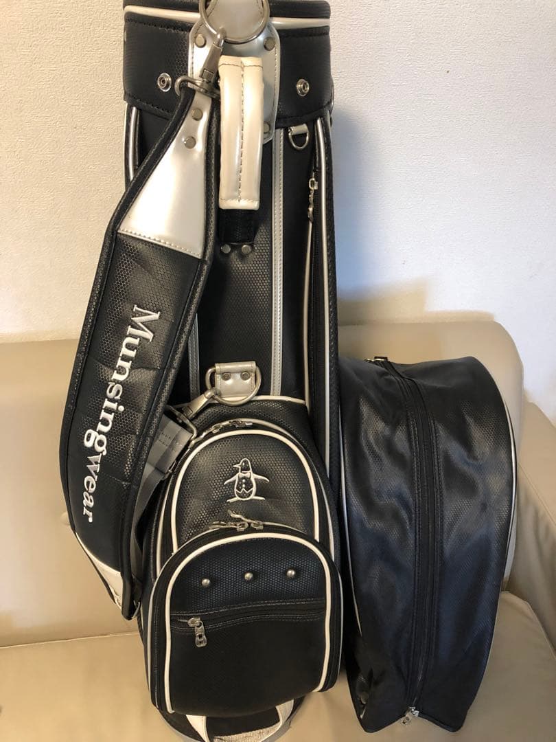 【送料込み】マンシングウェア　キャディバッグ　ゴルフバッグ　メンズ　レディース